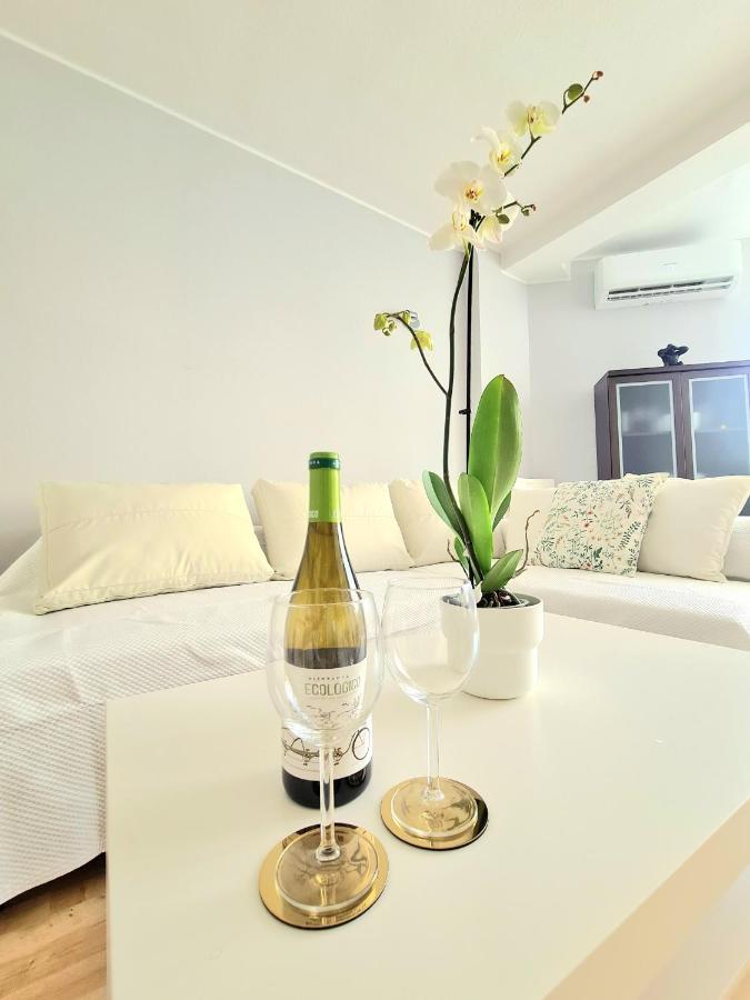 Aa Guest - El Mono De Torre Del Mar Eco Apartment Exteriör bild