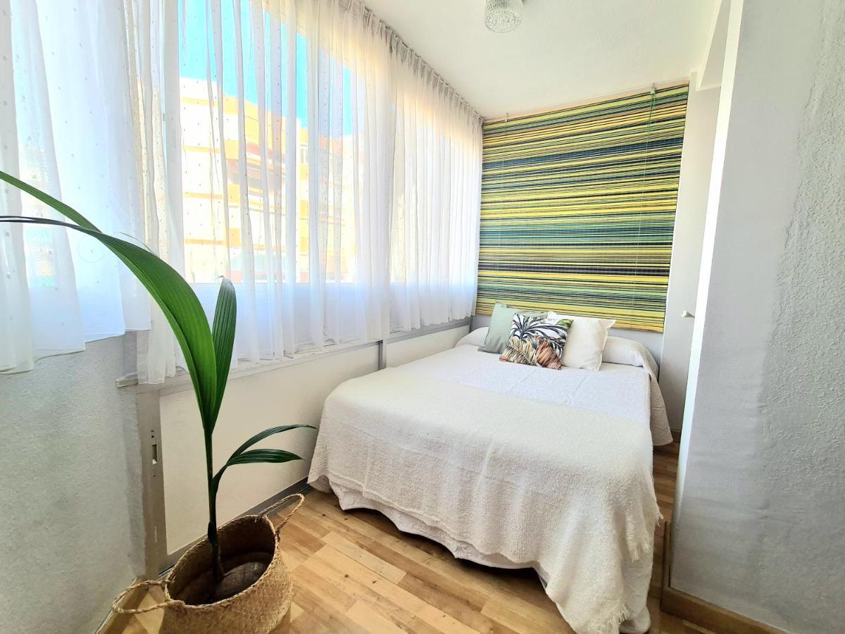 Aa Guest - El Mono De Torre Del Mar Eco Apartment Exteriör bild