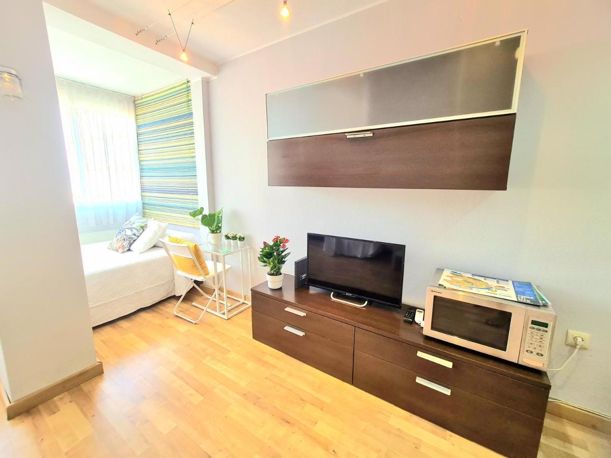 Aa Guest - El Mono De Torre Del Mar Eco Apartment Exteriör bild